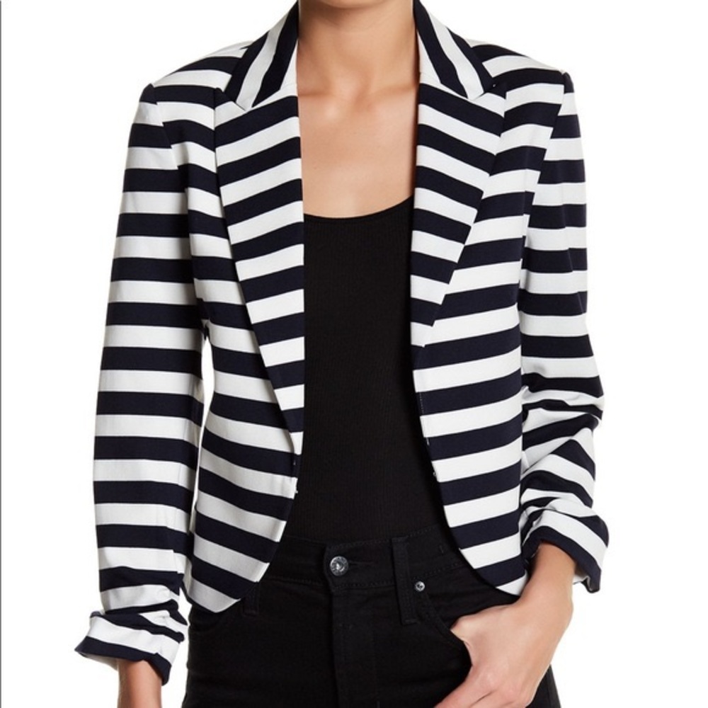 Amanda & Chelsea Black & White Striped Blazer - 4